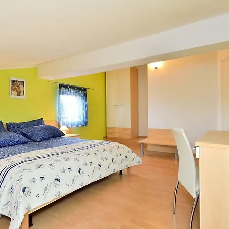 Apart Palma 3*